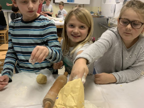 Kekse backen mit EV 2019 (c) Schlagbauer (15)