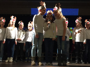 Schulweihnachtsfeier 2018 (5) Schulweihnachtsfeier 2018 (5)