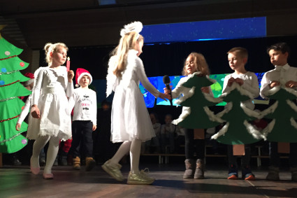 Schulweihnachtsfeier 2018 (6) Schulweihnachtsfeier 2018 (6)