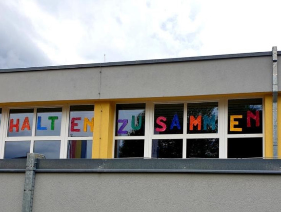 Wir halten zusammen